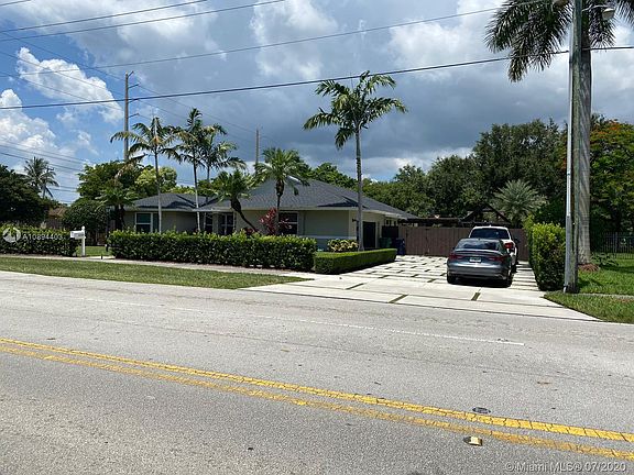3rd image of 14340 SW 82nd Ave #0