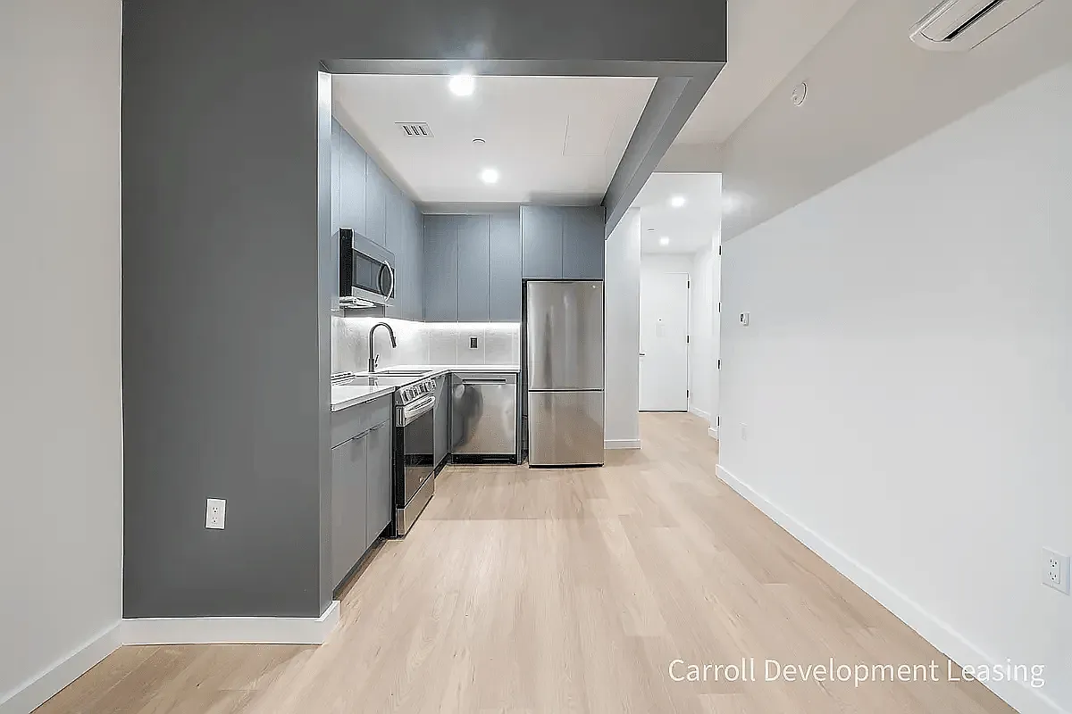 931 Carroll Street — Photo 3