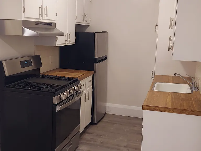 1912 7th Ave W #15 — Photo 9