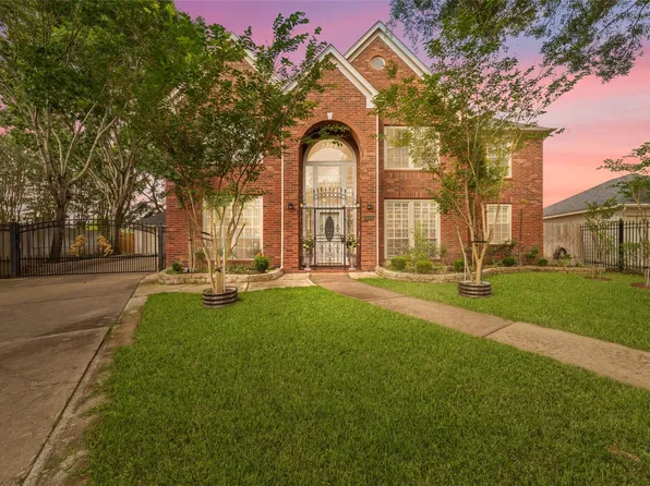 3430 Shadowwalk Dr, Houston, TX 77082