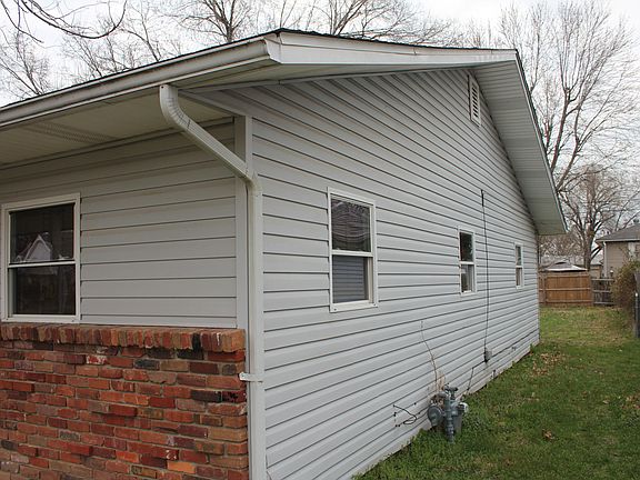 3rd image of 3007 W 15th St