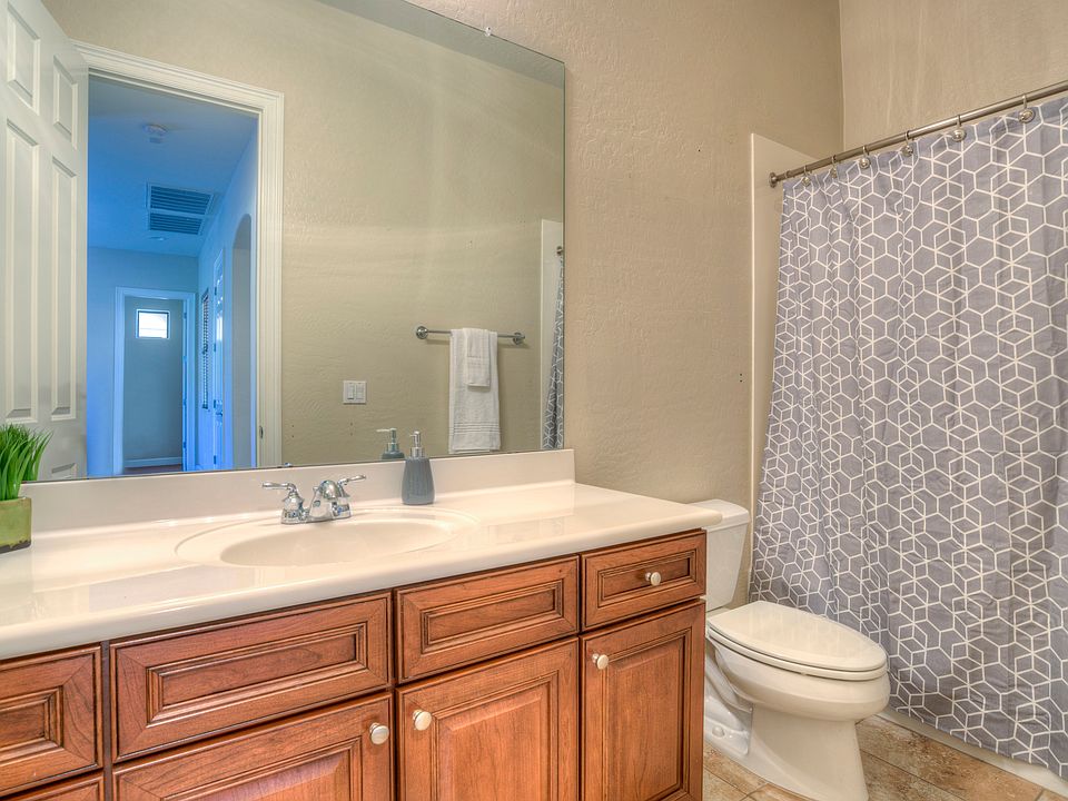 1st image of 16148 W Glenrosa Ave