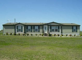 951 Bacak Rd, Ennis, TX 75119
