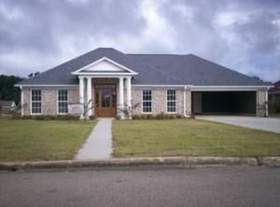 2080 Modeannia St, Tupelo, MS 38801