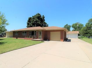 35 Rambler Rd, Hutchinson, KS 67502