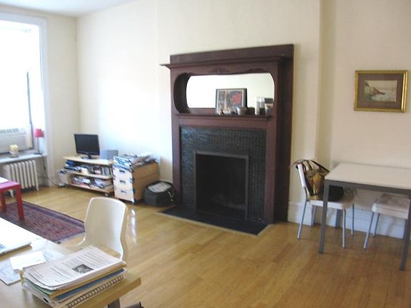 3rd image of 46 W 69th St APT 9