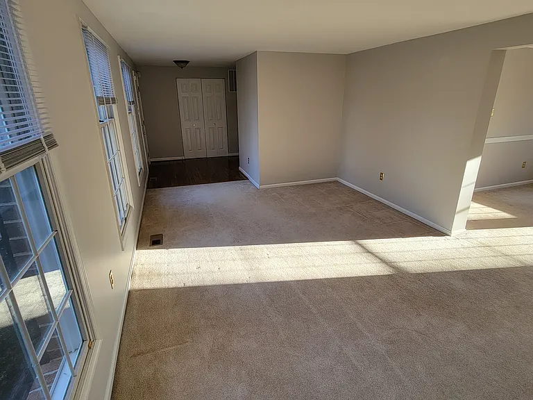 777 Live Oak Dr — Photo 7