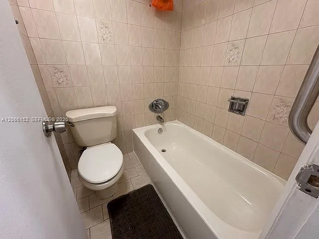 8893 Fontainebleau Blvd #304 — Photo 17