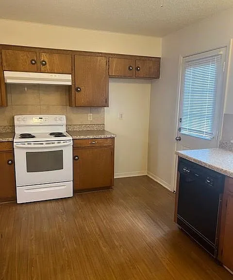 812 Ranch Rd #A — Photo 10