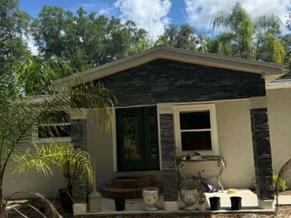 126 E EAST END Road, San Mateo, FL 32187