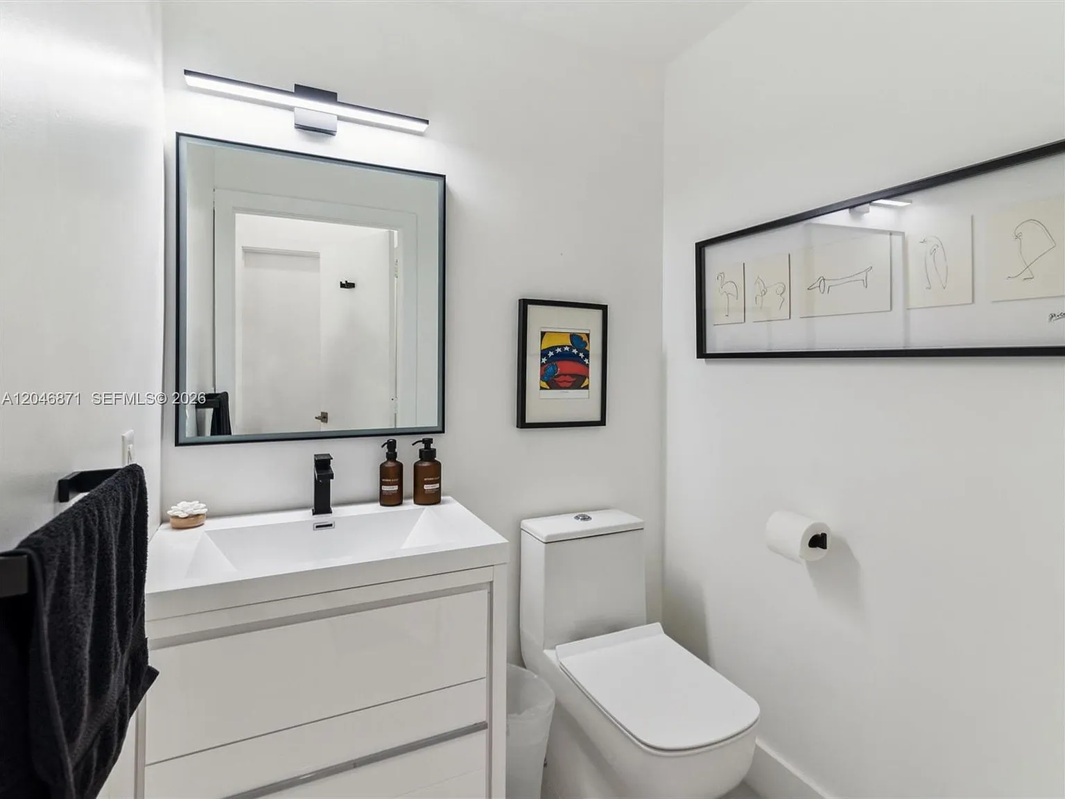 3 bed, 2.5 bath, 1784 sqft, $4,100 — Photo 3