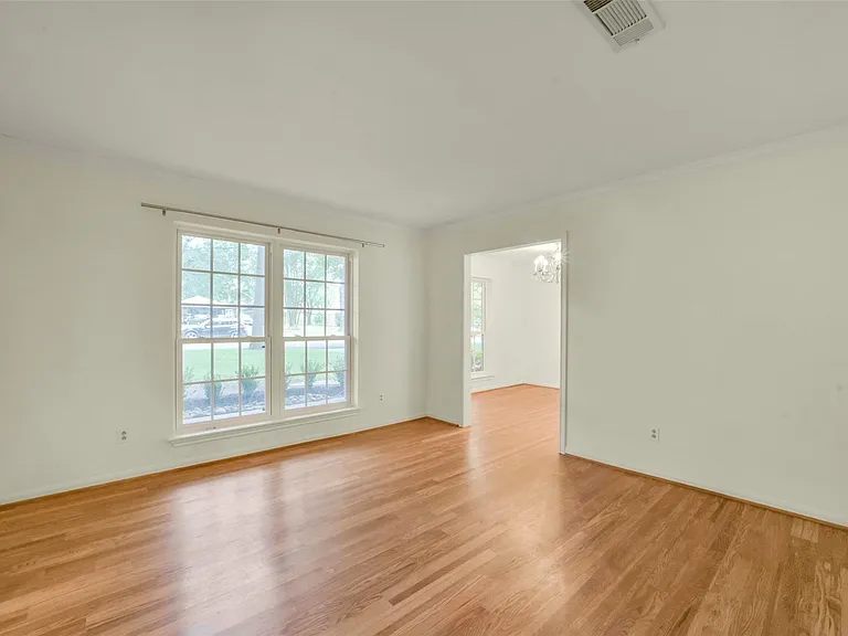 110 Hillcrest Dr — Photo 31