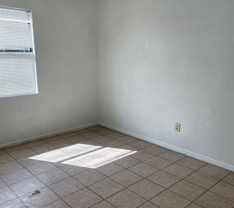 1st image of 1201 W Edwards St #B