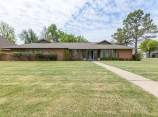 3040 Chapel Hill Rd, Oklahoma City, OK 73120