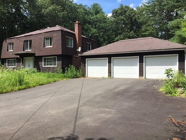 2nd image of 74 Buttles Rd
