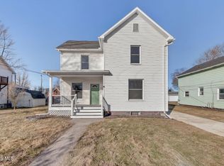 1037 Dodd St, Napoleon, OH 43545