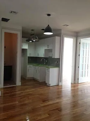 Rented by Loom Group | media 18