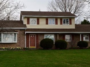 578 E Water St, Oak Harbor, OH 43449