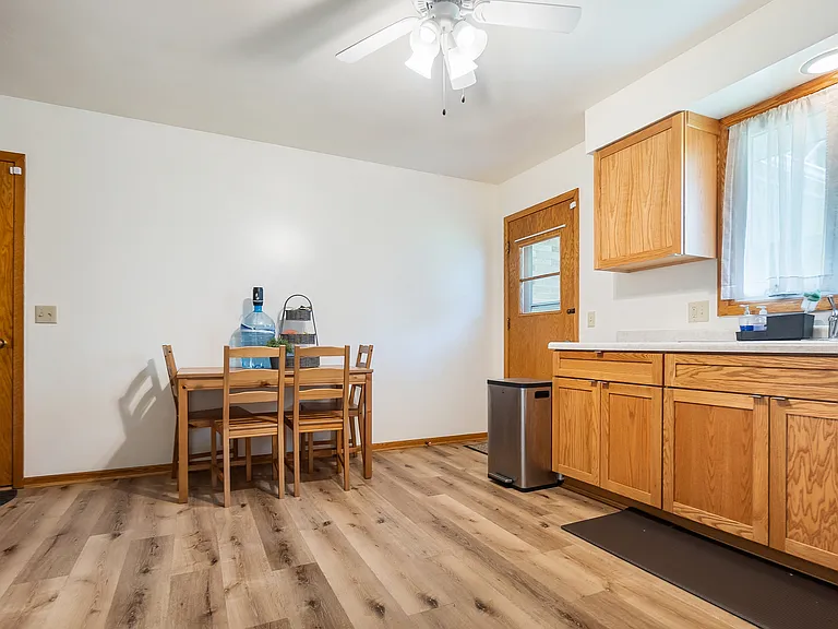 1732 Tamarack Ln — Photo 10