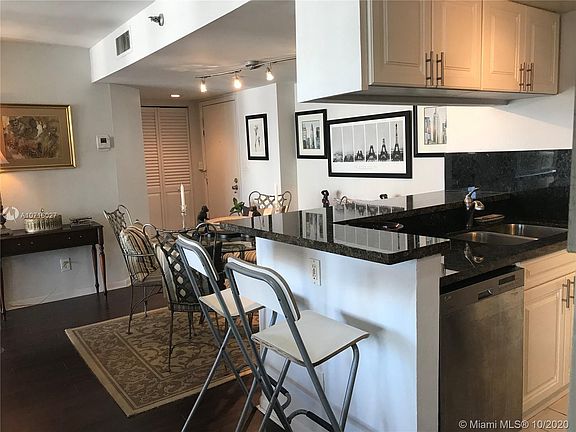 4th image of 770 Claughton Island Dr #Penthouse 3