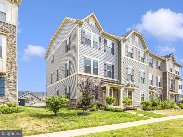 5824 Pecking Stone St, New Market, MD 21774