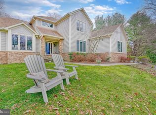 2103 Highland Ridge Dr, Phoenix, MD 21131