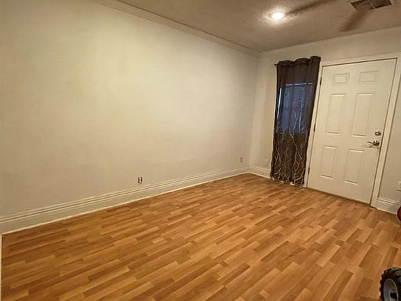 2nd image of 2607 Avenue F