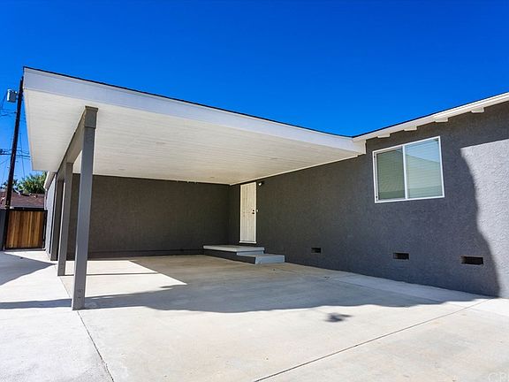 4th image of 8413 Costello Ave