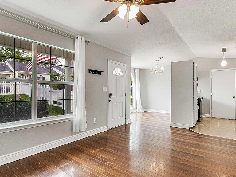 3420 Riverside Dr — Photo 19