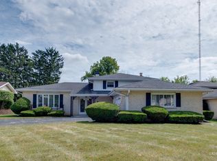 818 W Heritage Dr, Addison, IL 60101
