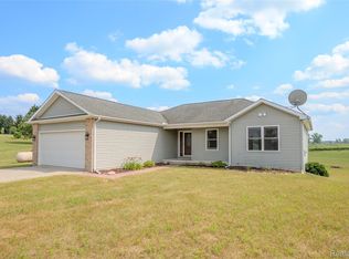 16017 Whippoorwill Ct, Manchester, MI 48158