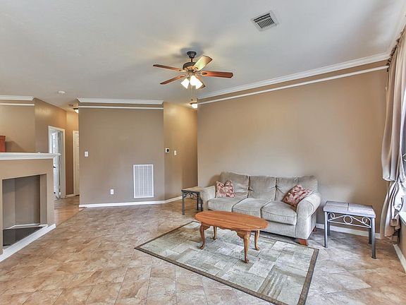 4th image of 20427 Scenic Woods Dr