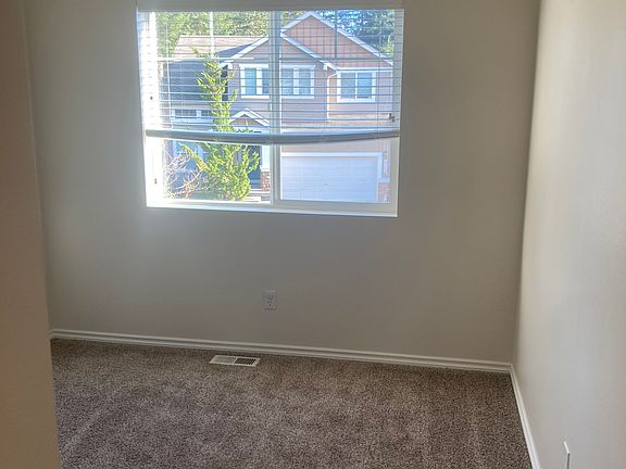 4th image of 27961 251st Ave SE