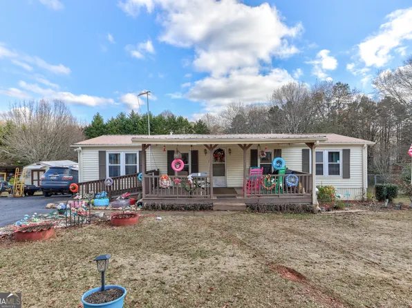 308 Cemetery St, Maysville, GA 30558