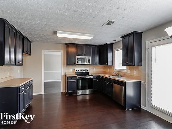 4th image of 3233 Watson Woods Way
