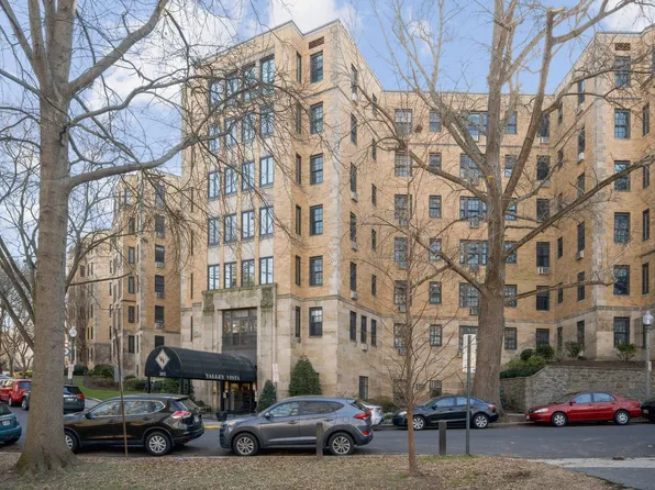 2032 Belmont Rd NW, Washington, DC
