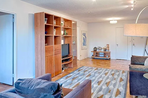 Sold by Charles Rutenberg Realty, Inc. | media 22