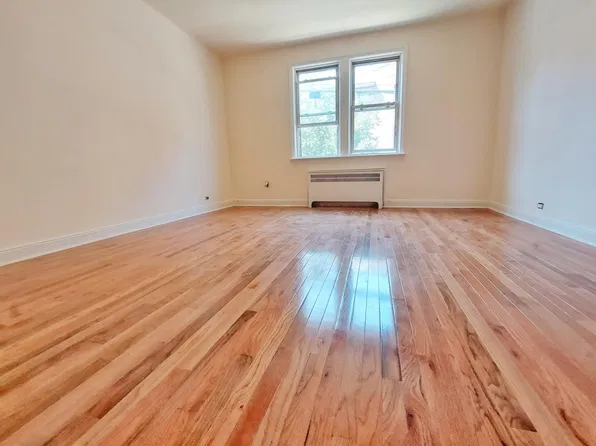 (undisclosed Address), Bronx, NY 10461