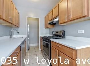 1035 W Loyola Ave #813, Chicago, IL 60626