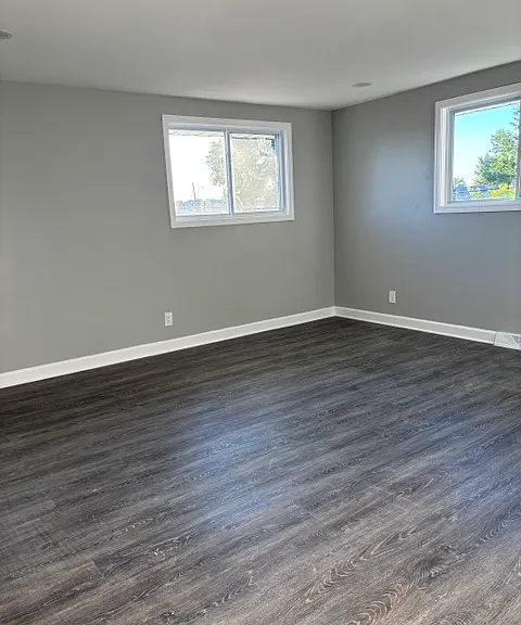4710 W 88th Pl — Photo 5
