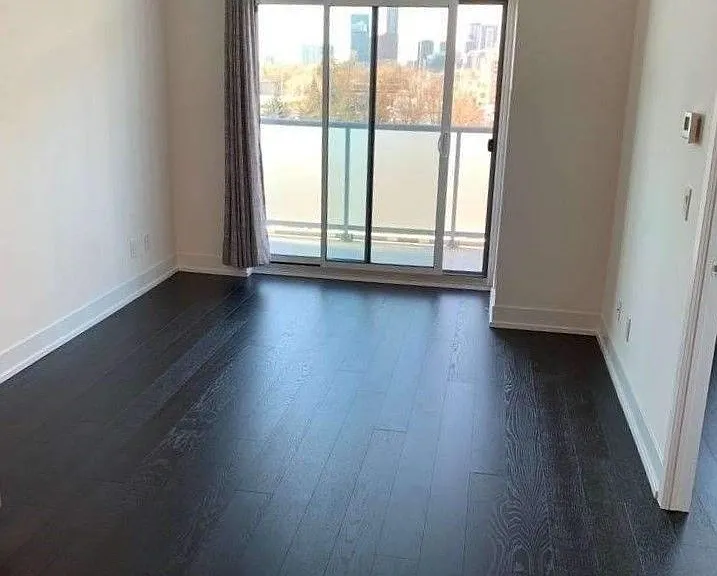 7 Kenaston Gdns #516 — Photo 3