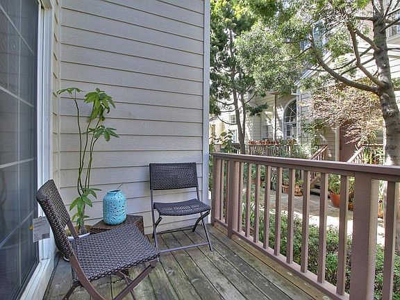 4th image of 5 Brigantine Ln