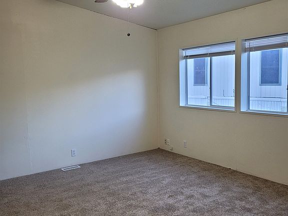 3rd image of 845 Barton Rd Trailer 79