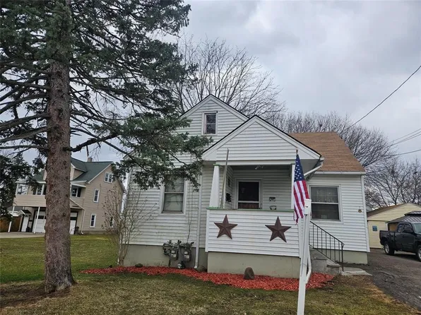 65 N Harrison St, Johnson City, NY 13790