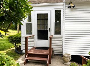 41 Hassakeoad R, Old Greenwich, CT 06870