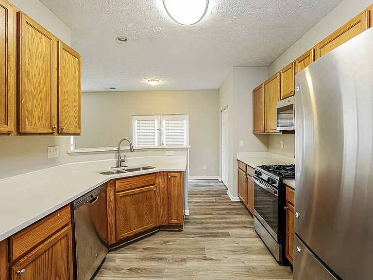 7050 Silver Bend Overlook — Photo 7
