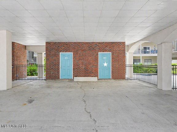 3rd image of 1453 E Beach Blvd APT 304