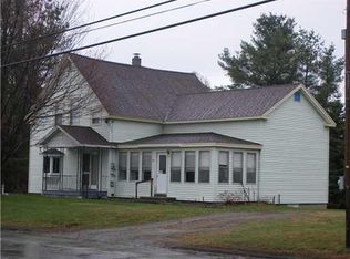 81 Main St, Stratton, ME 04982