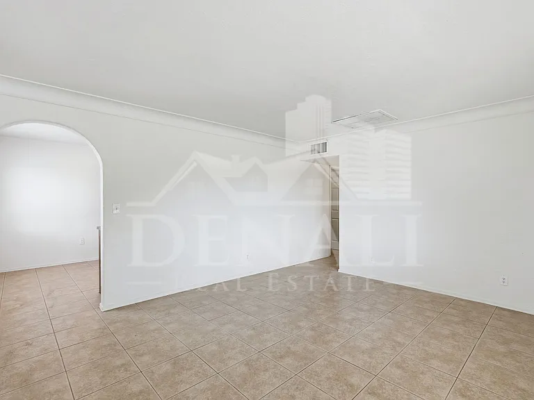 3801 N 4th Ave — Photo 5
