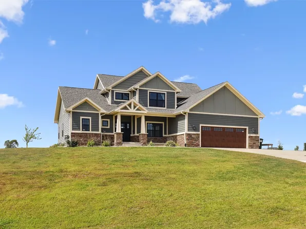 1795 Millstream Ct, Winterset, IA 50273